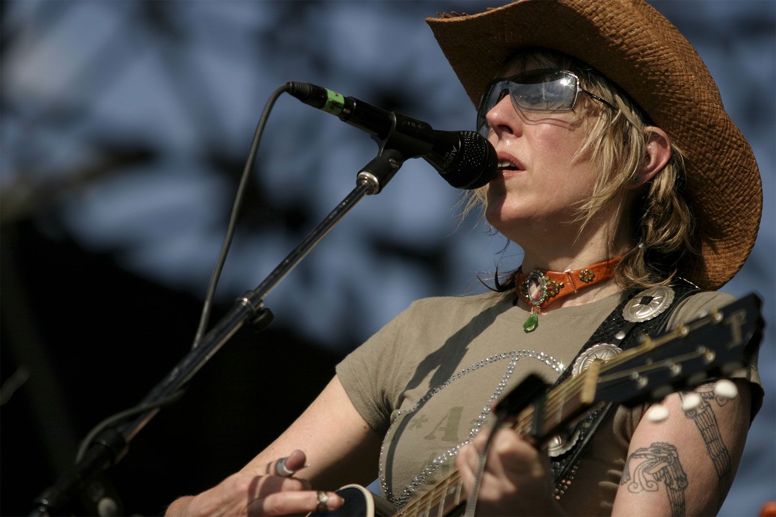 Lucinda Williams 2005 - DaBaby Store